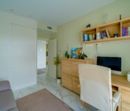 Современная вилла с видом на море в Финестрате 140 кв.м