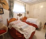 Дом в Ориуэла Коста 308 кв.м с бассейном и террасой