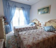 Дом в Ориуэла Коста 308 кв.м с бассейном и террасой