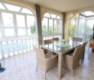 Дом в Ориуэла Коста 308 кв.м с бассейном и террасой