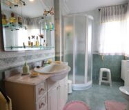 Дом в Ориуэла Коста 308 кв.м с бассейном и террасой