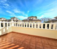 Дом в Ориуэла Коста 80 кв.м с бассейном и террасой 2.5 км до моря