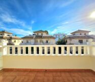 Дом в Ориуэла Коста 80 кв.м с бассейном и террасой 2.5 км до моря