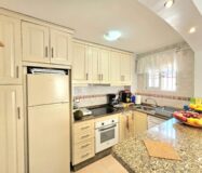 Дом в Ориуэла Коста 80 кв.м с бассейном и террасой 2.5 км до моря