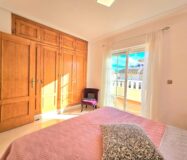 Дом в Ориуэла Коста 80 кв.м с бассейном и террасой 2.5 км до моря