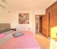 Дом в Ориуэла Коста 80 кв.м с бассейном и террасой 2.5 км до моря