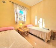 Дом в Ориуэла Коста 80 кв.м с бассейном и террасой 2.5 км до моря