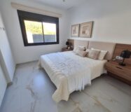 Просторная вилла с бассейном в Пинар де Камповерде 93 кв.м