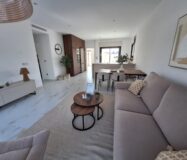 Просторная вилла с бассейном в Пинар де Камповерде 93 кв.м