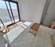 Просторная вилла с бассейном в Пинар де Камповерде 93 кв.м