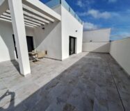 Просторная вилла с бассейном в Пинар де Камповерде 93 кв.м