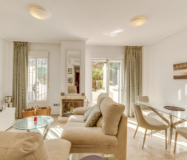 Таунхаус с террасой и садом в Касарес, 3 спальни 83 кв.м