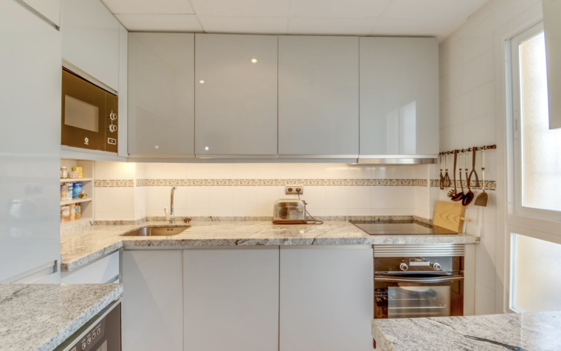 Таунхаус с террасой и садом в Касарес, 3 спальни 83 кв.м