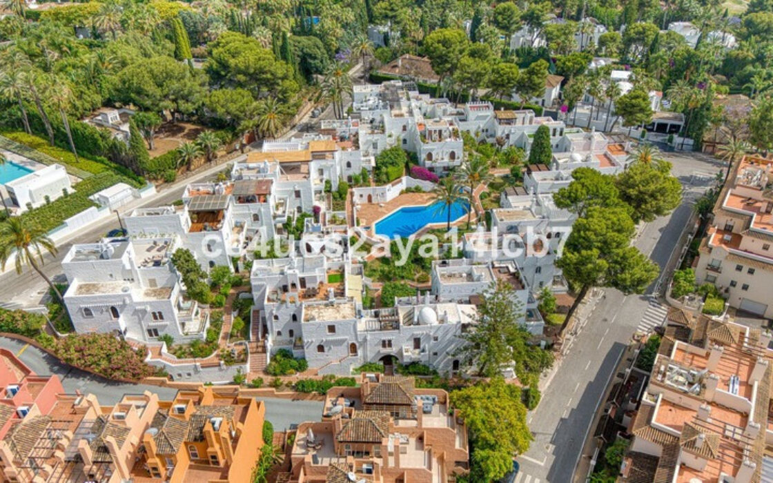 Таунхаус в Новой Андалусии 110 кв.м с террасой и мебелью