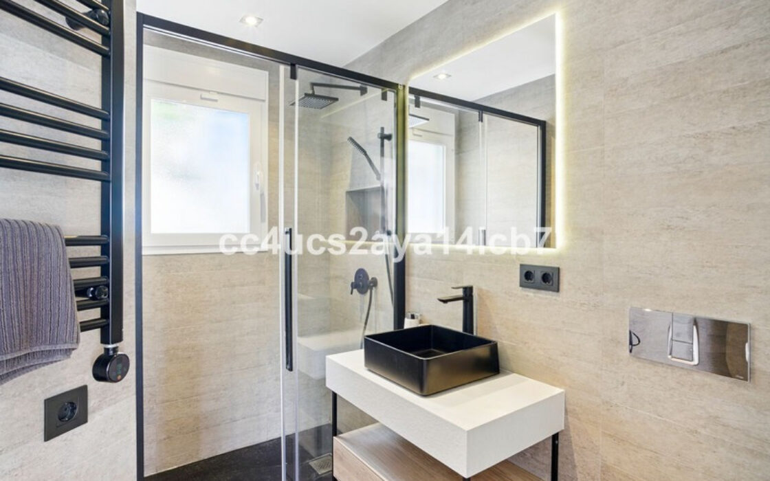 Таунхаус в Новой Андалусии 110 кв.м с террасой и мебелью