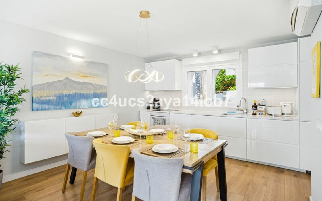 Таунхаус в Новой Андалусии 110 кв.м с террасой и мебелью