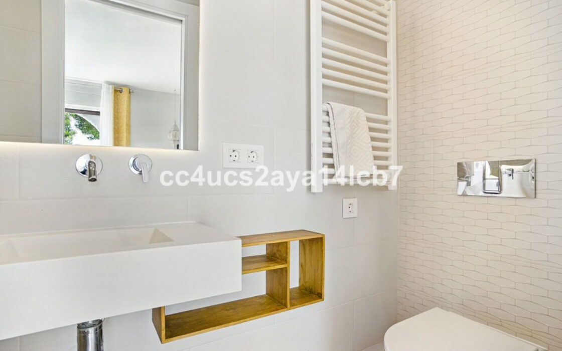 Таунхаус в Новой Андалусии 110 кв.м с террасой и мебелью