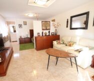 Будинок в Торрев’єсі 311 кв.м з терасою та басейном