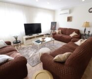 Будинок в Торрев’єсі 311 кв.м з терасою та басейном