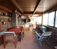 Будинок в Торрев’єсі 311 кв.м з терасою та басейном