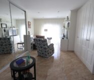 Будинок в Торрев’єсі 311 кв.м з терасою та басейном