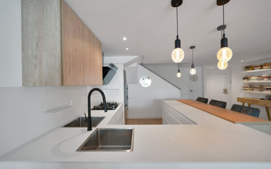 Таунхаус в Золотой Миле 233 кв.м с террасой и мебелью