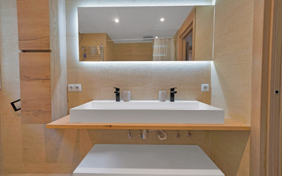 Таунхаус в Золотой Миле 233 кв.м с террасой и мебелью