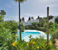 Таунхаус в Золотой Миле 233 кв.м с террасой и мебелью