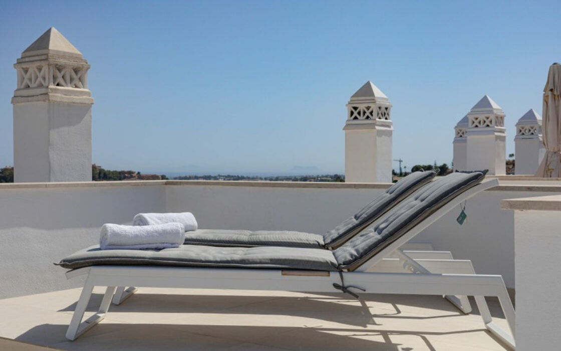 Пентхаус в Нуэва Андалусия с террасой, 119 кв.м.