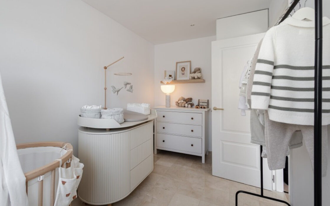 Пентхаус в Нуэва Андалусия с террасой, 119 кв.м.