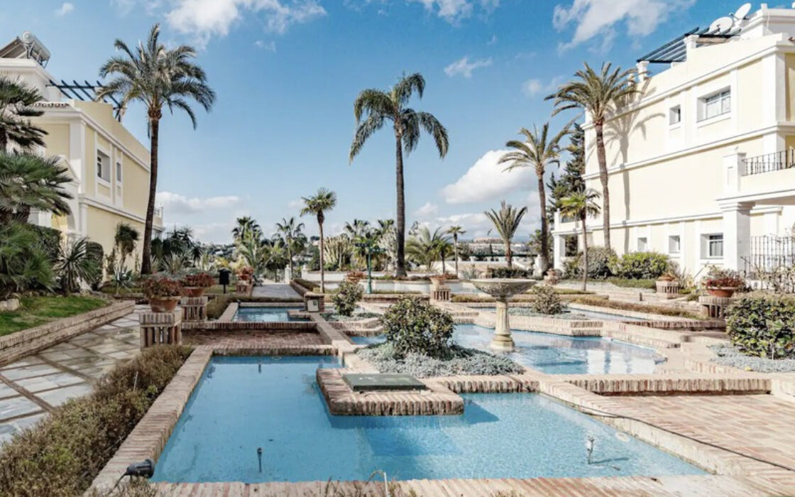 Пентхаус в Нуэва Андалусия, 137 кв.м, с террасой