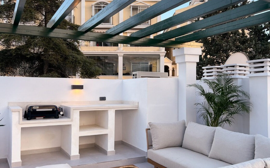 Пентхаус в Нуэва Андалусия, 137 кв.м, с террасой