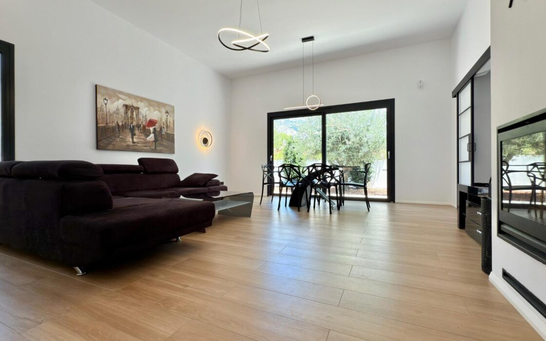 Вилла Люкс в Альтеа Ла Велья с террасой и панорамным видом