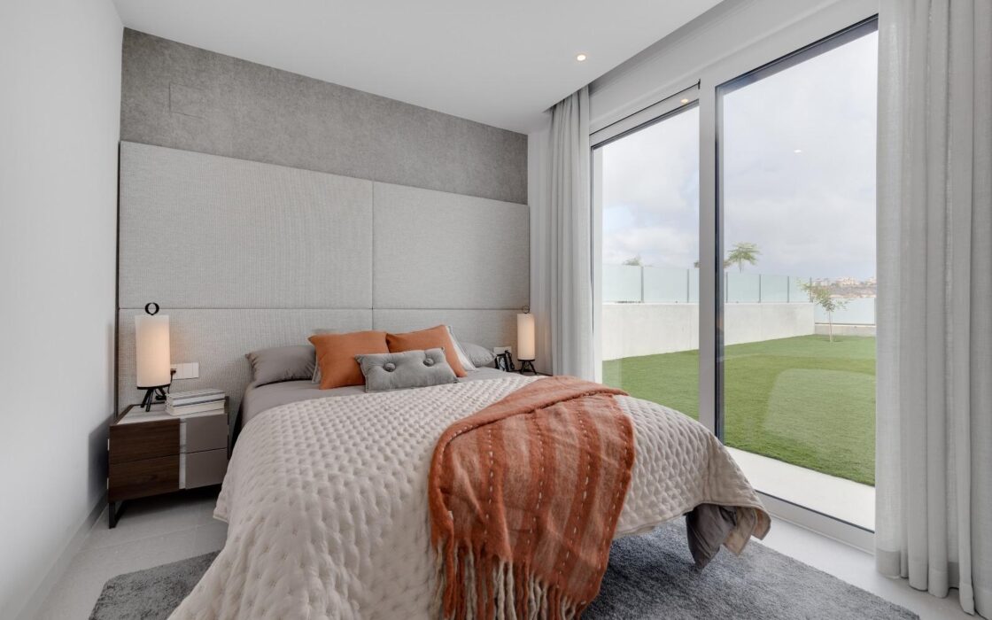 Вилла с террасой и панорамным видом в Мучамеле 326 кв.м