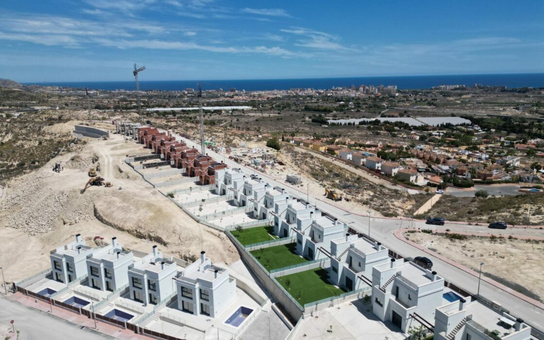 Вилла с террасой и панорамным видом в Мучамеле 326 кв.м