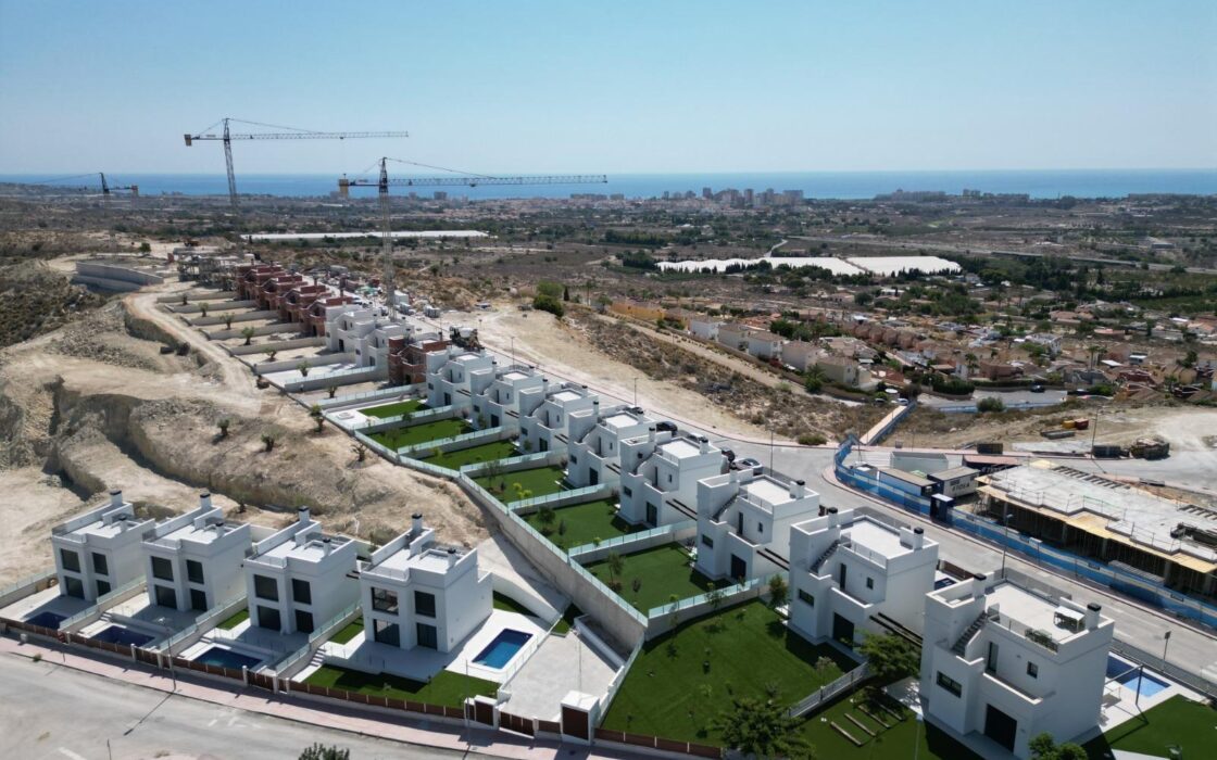 Вилла с террасой и панорамным видом в Мучамеле 326 кв.м