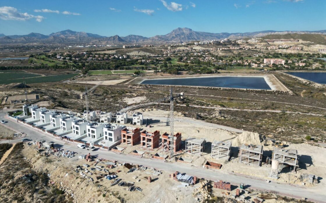 Вилла с террасой и панорамным видом в Мучамеле 326 кв.м