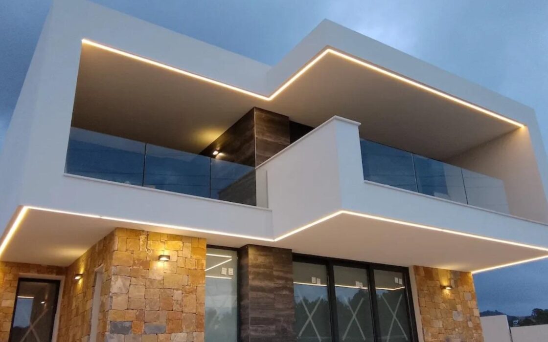 Энергосберегаемые виллы в Финестрате с частными бассейнами