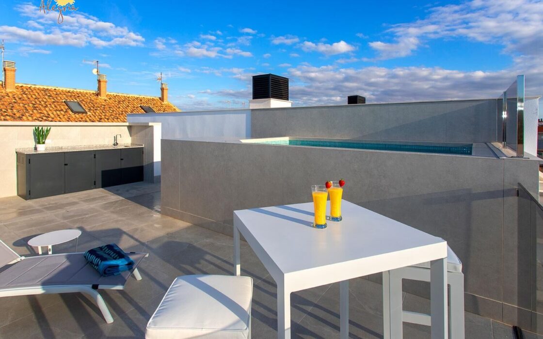 Дуплекс у моря в Пилар де ла Орадада, 125 кв.м, терраса