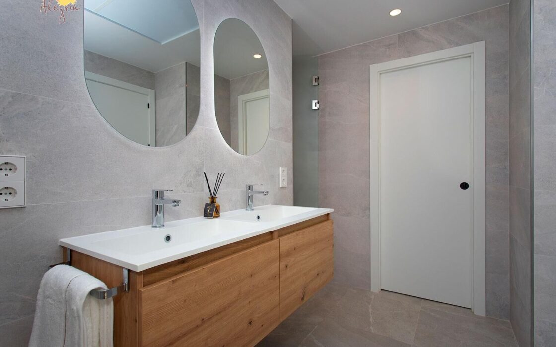 Дуплекс у моря в Пилар де ла Орадада, 125 кв.м, терраса