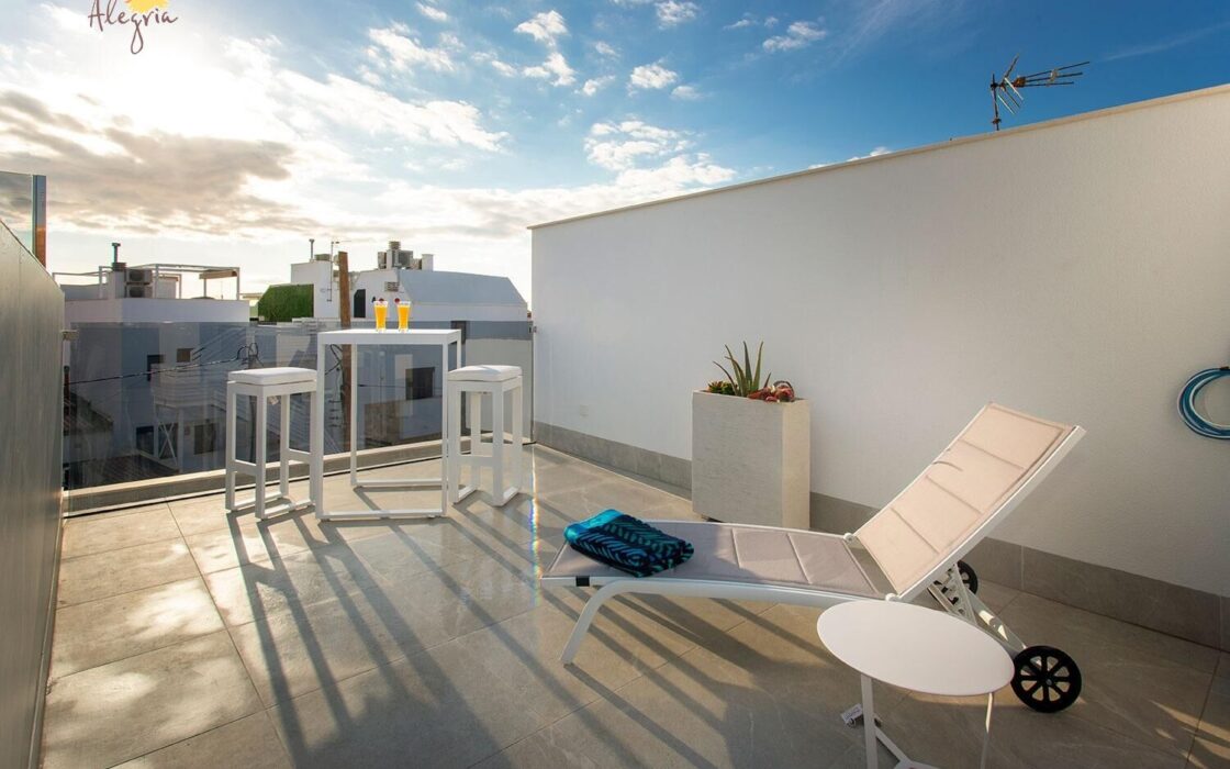 Дуплекс у моря в Пилар де ла Орадада, 125 кв.м, терраса