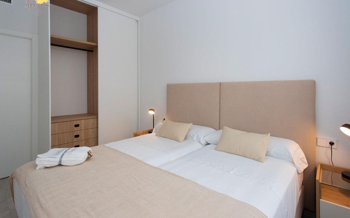 Дуплекс у моря в Пилар де ла Орадада, 125 кв.м, терраса