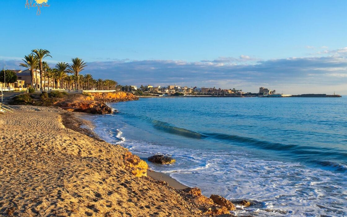 Дуплекс у моря в Пилар де ла Орадада, 125 кв.м, терраса