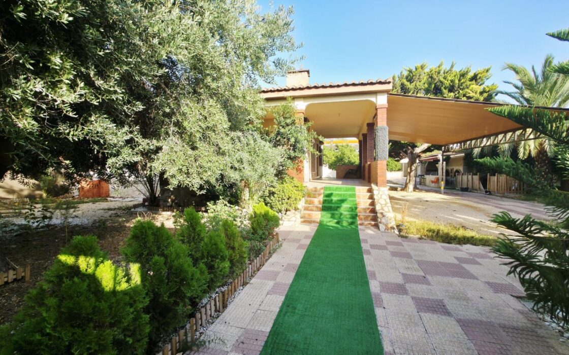 Будинок в Аліканте, 233.4 кв.м, тераса, 800 м до моря