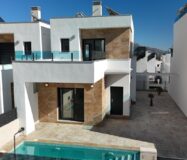 Современная вилла в Полопе с видом на горы, 150 кв.м