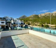 Современная вилла в Полопе с видом на горы, 150 кв.м