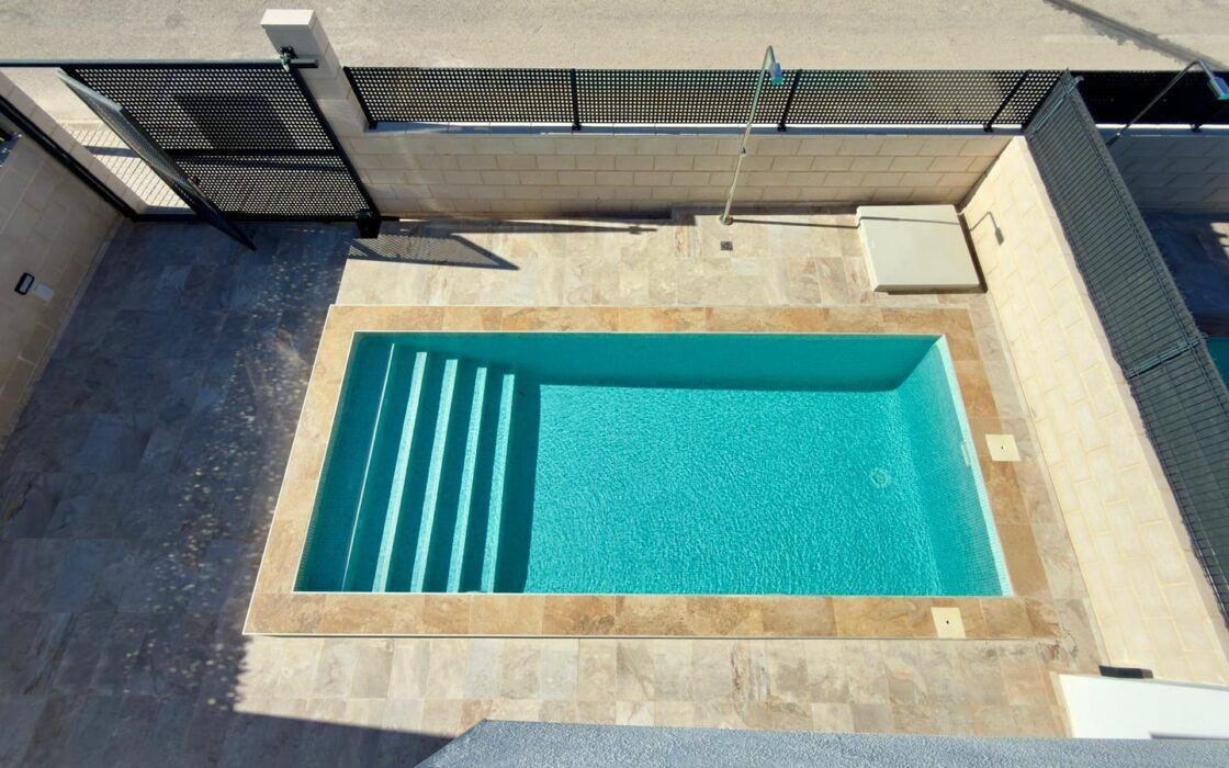 Современная вилла в Полопе с видом на горы, 150 кв.м