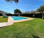 Дуплекс в Торревьехе 74 кв.м с террасой у моря