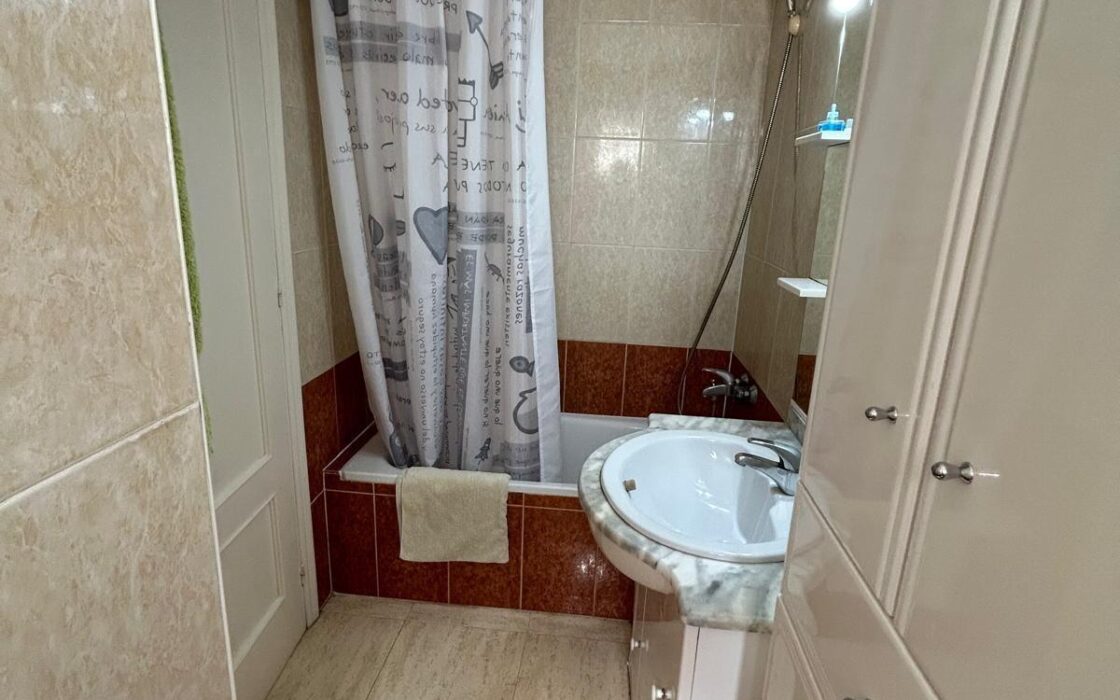 Дуплекс в Торревьехе 74 кв.м с террасой у моря