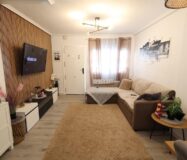 Дуплекс с террасой в Пилар де ла Орадада 75 кв.м у моря